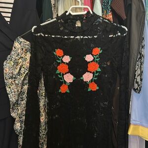 Black Lace Women’s Top with Floral Embroidery